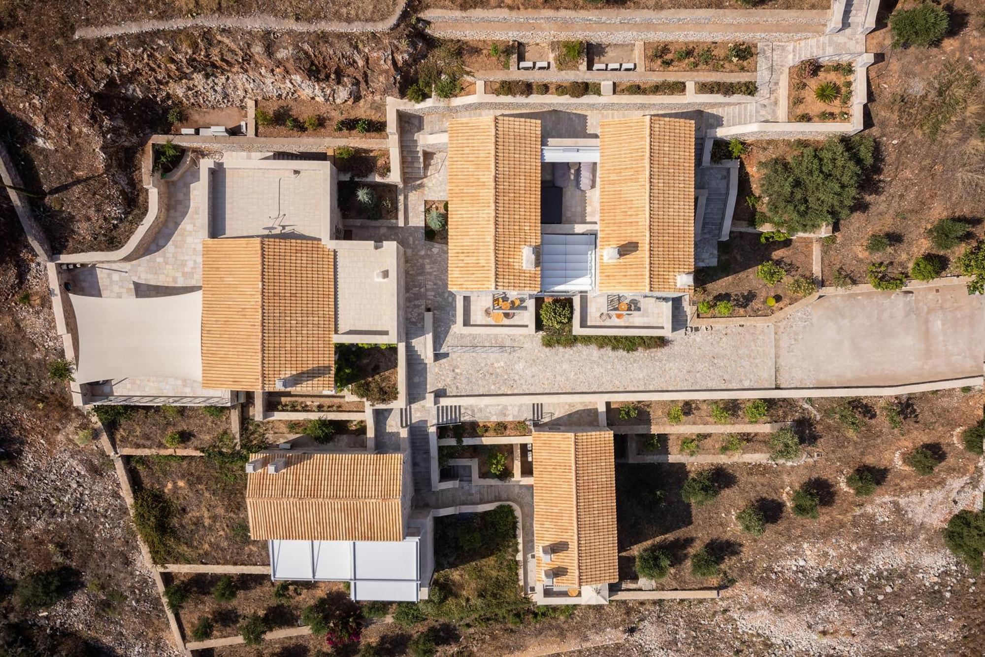 Trapela Limeni Luxury Suites Dış mekan fotoğraf