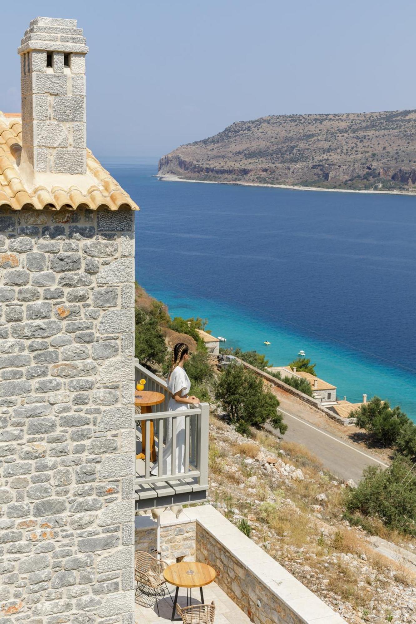 Trapela Limeni Luxury Suites Dış mekan fotoğraf