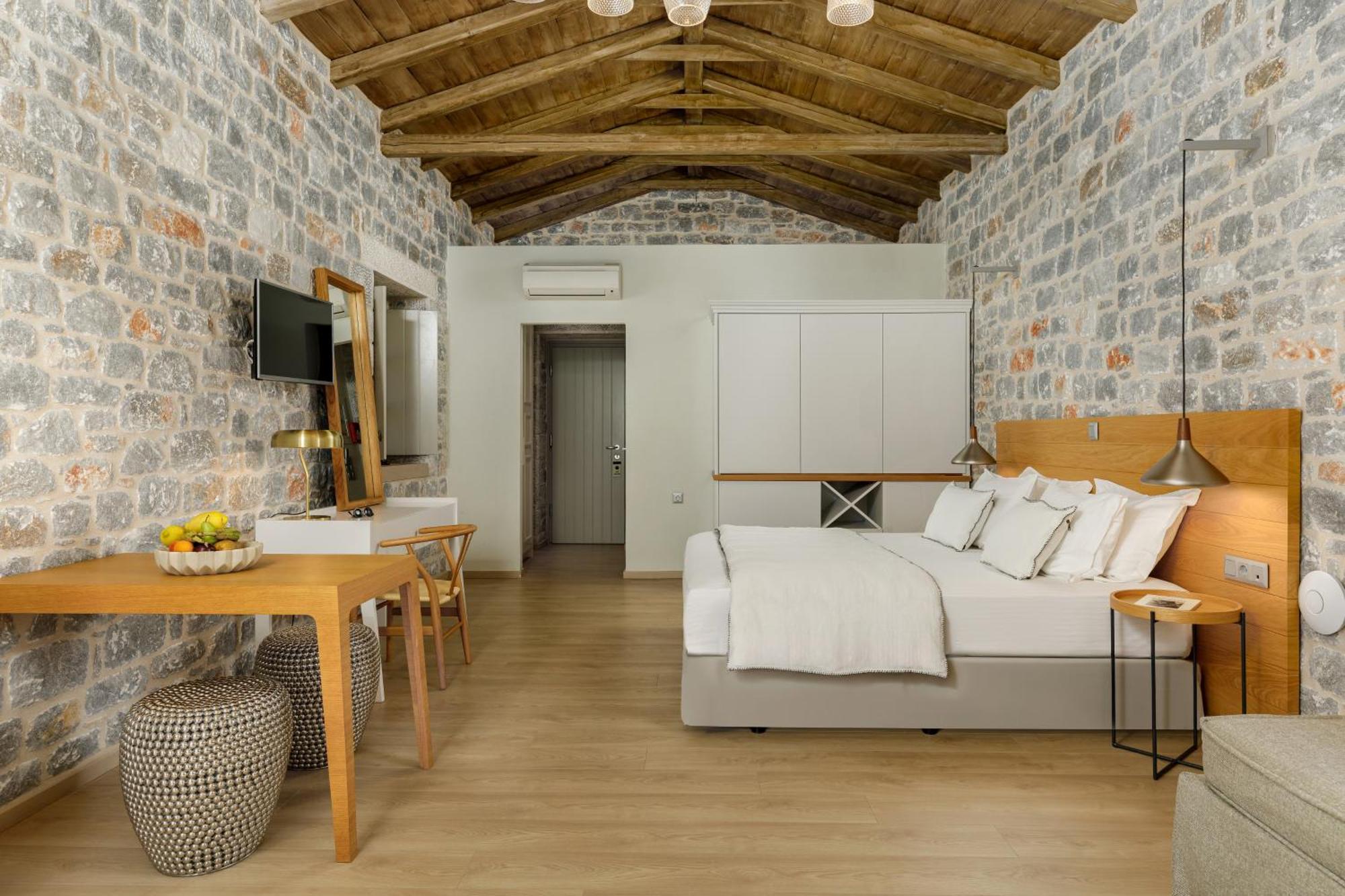 Trapela Limeni Luxury Suites Oda fotoğraf